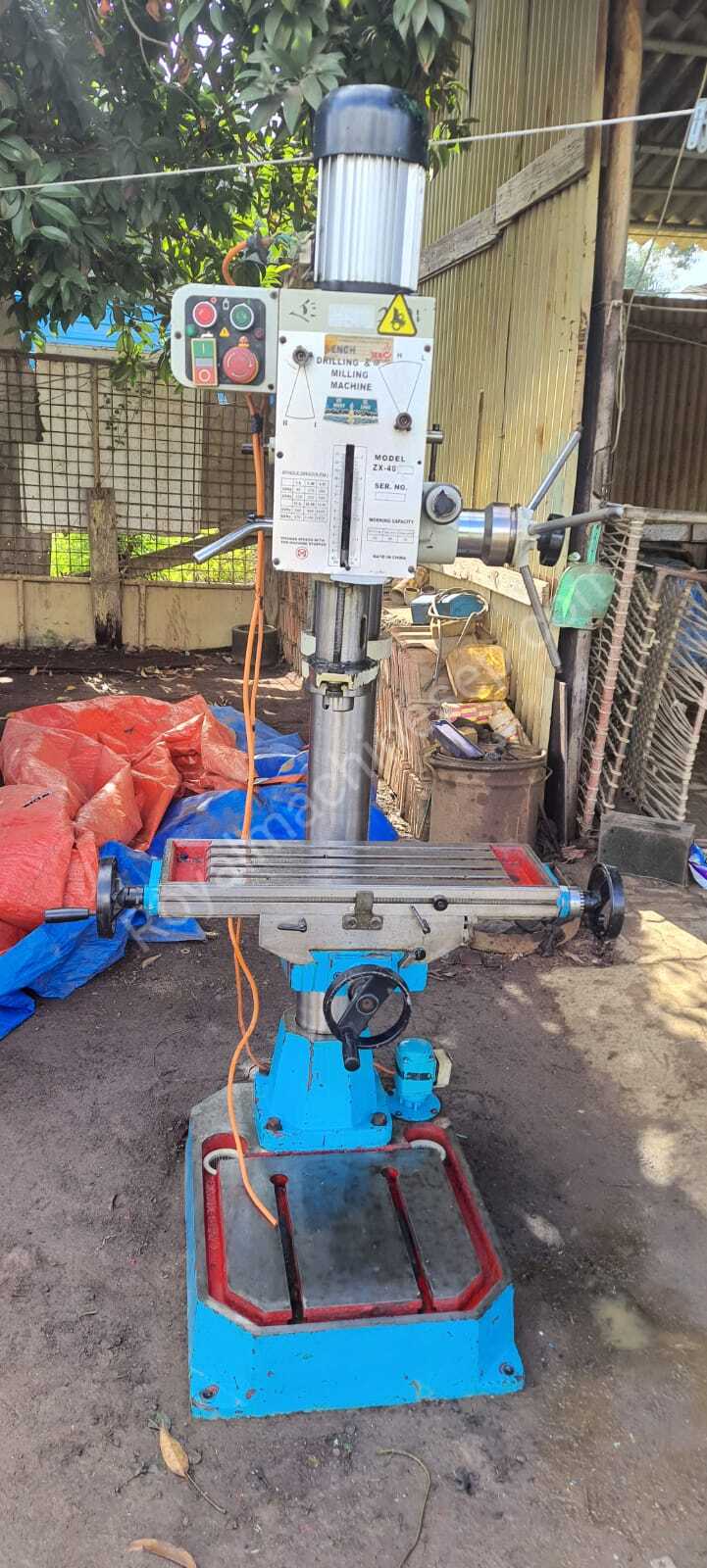 Sench Drilling and Milling Machine.