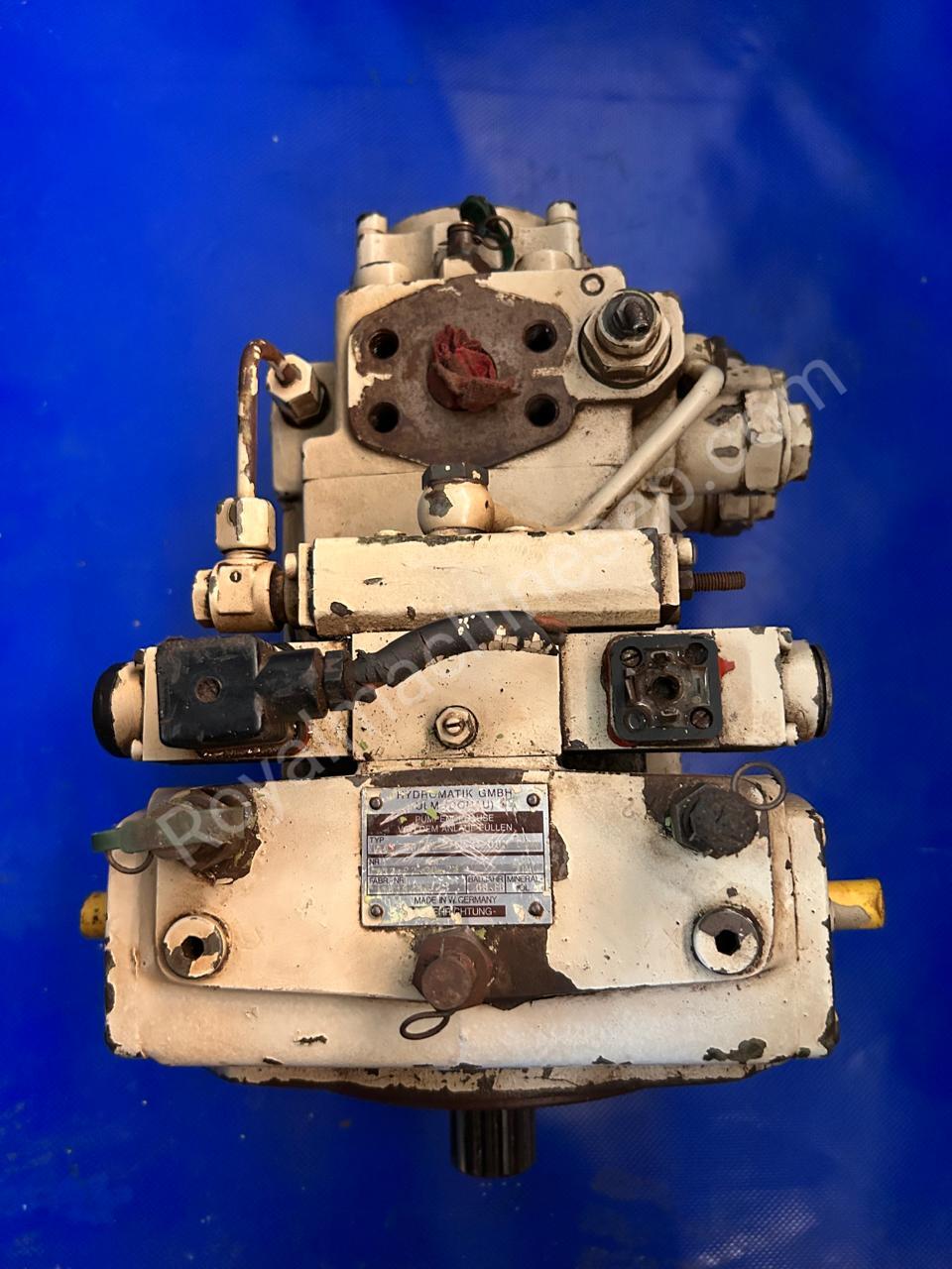 Macgregor hydraulic piston pump