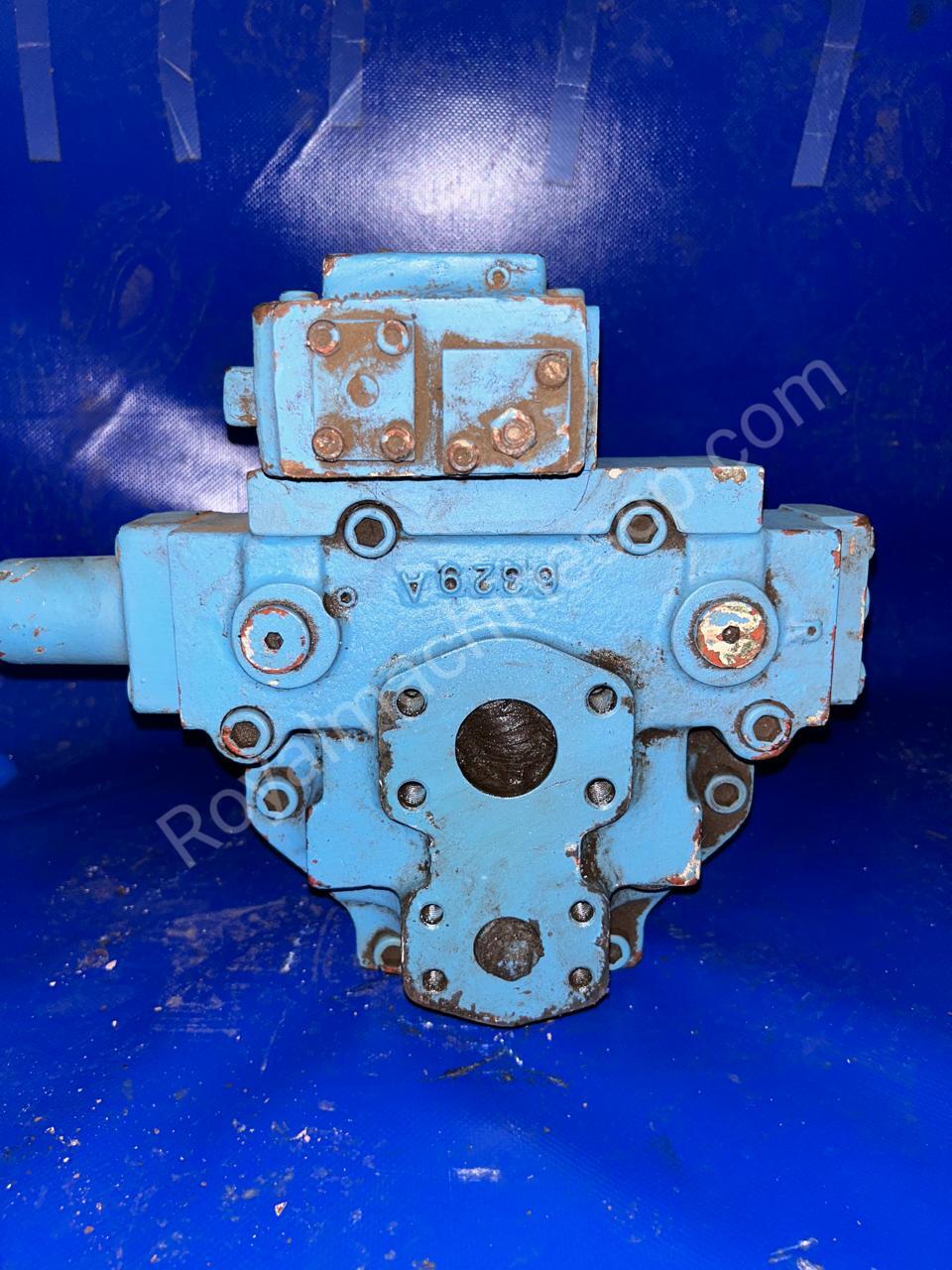 Sauer Danfoss hydraulic pump